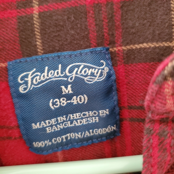 Red casual shirt - Picture 3 of 3